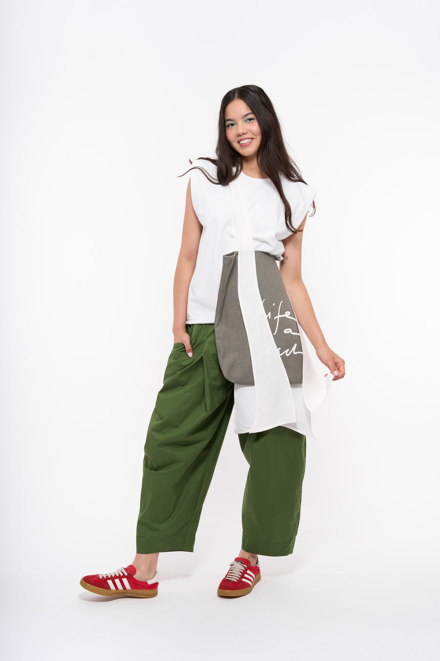 Loose pants