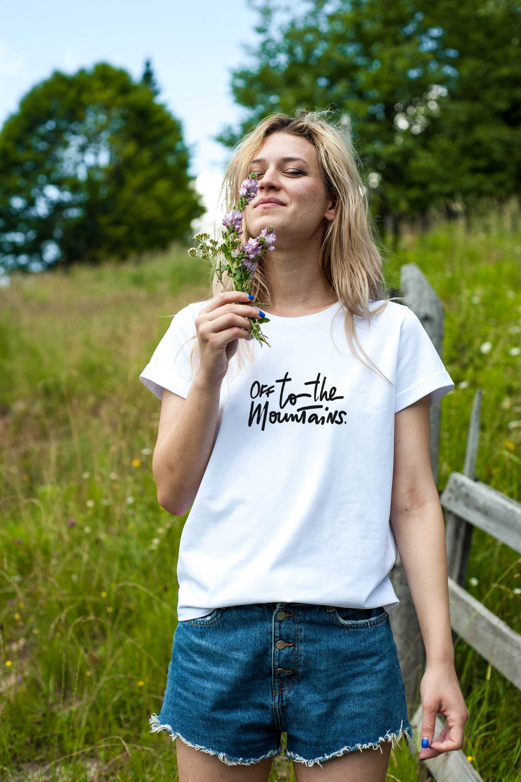 Off to the mountains T-shirt